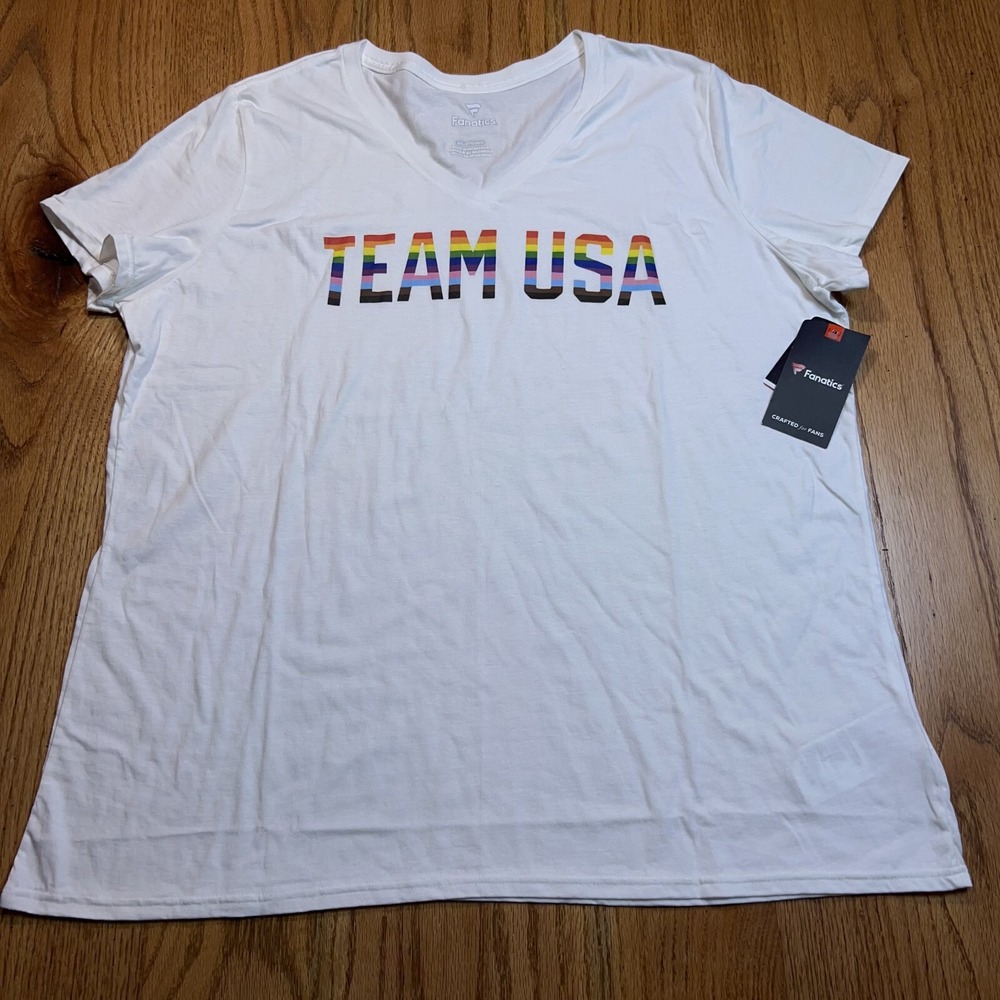 NWT‎ Fanatics Women's XXL Team USA Rainbow Pride V Neck Shirt